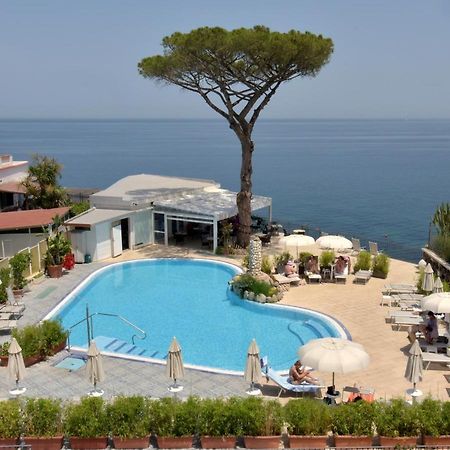 Hotel L'Approdo Casamicciola Terme Eksteriør billede