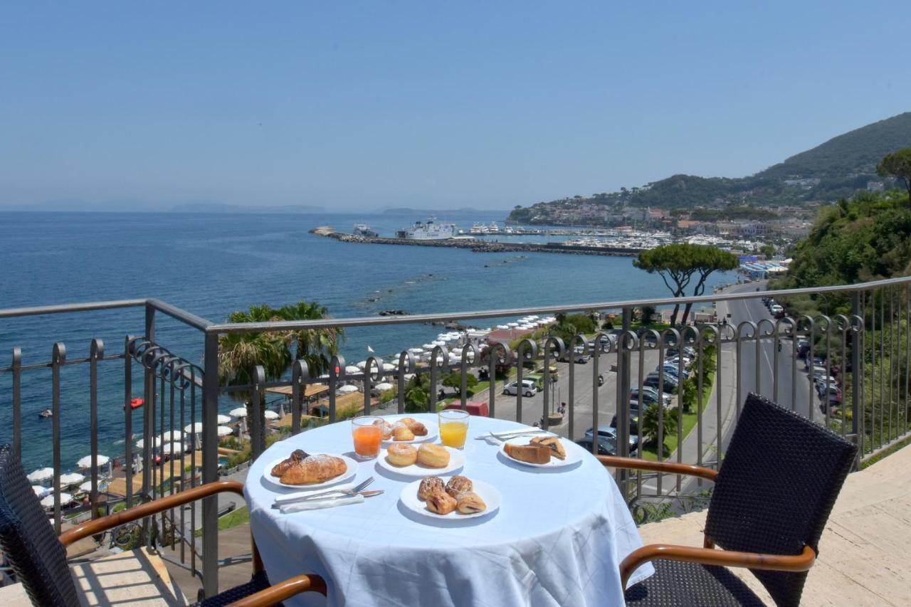 Hotel L'Approdo Casamicciola Terme Eksteriør billede