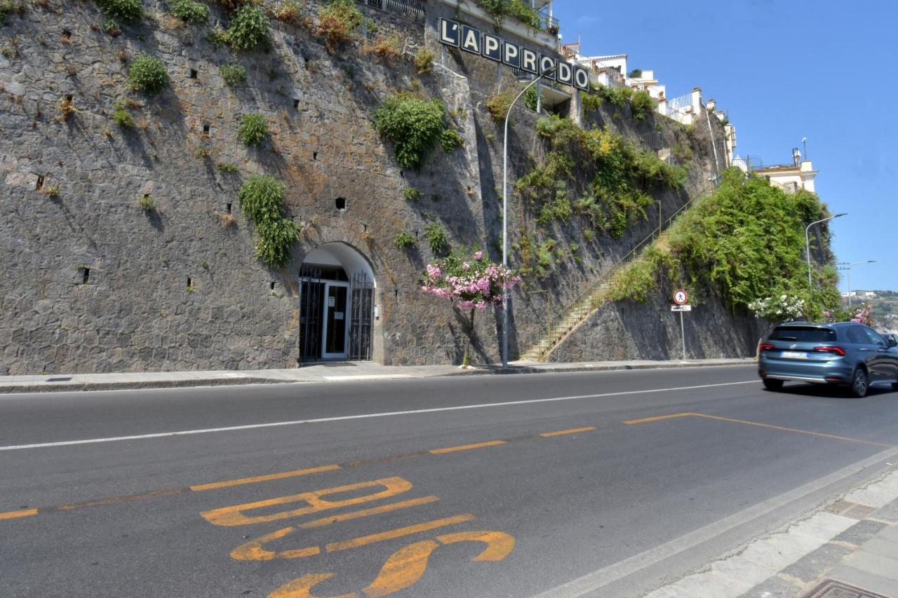 Hotel L'Approdo Casamicciola Terme Eksteriør billede