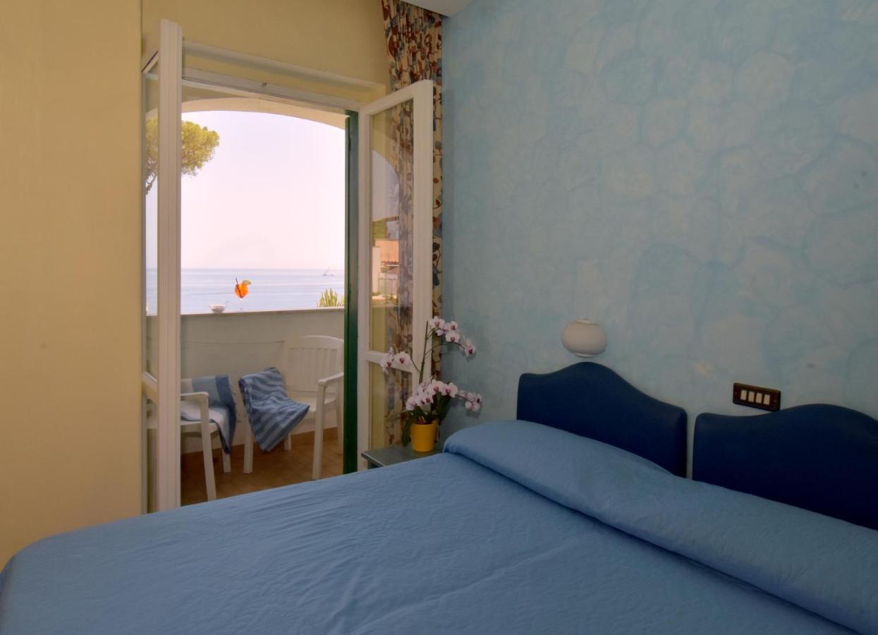 Hotel L'Approdo Casamicciola Terme Eksteriør billede