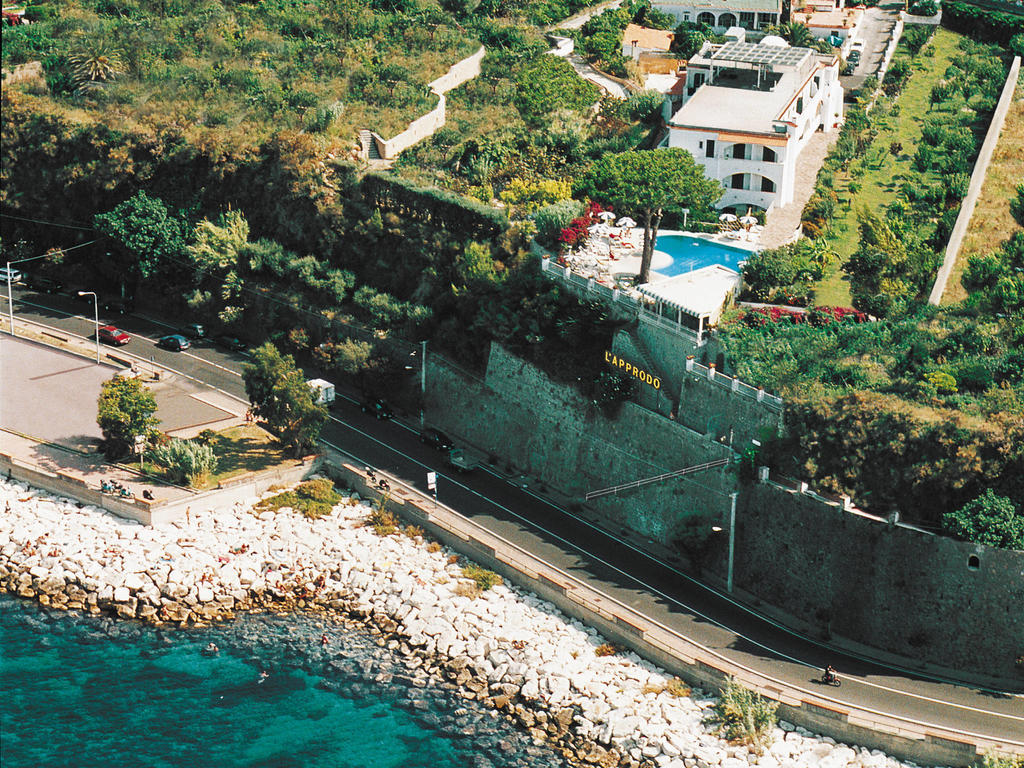 Hotel L'Approdo Casamicciola Terme Eksteriør billede